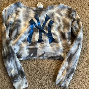 Girls Cropped NYY Sweatshirt